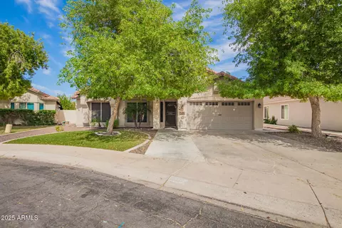 605 S Monterey St, Gilbert, AZ 85233