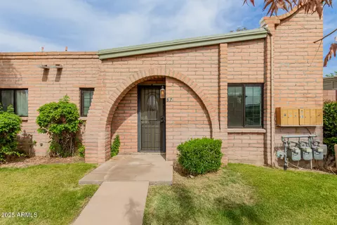 4401 E Hubbell St #57, Phoenix, AZ 85008