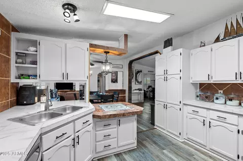 466 N Rennick Dr, Apache Junction, AZ 85120 photo 5