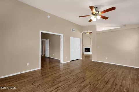 4434 E Thistle Landing Dr, Phoenix, AZ 85044 photo 10