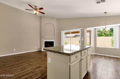 4434 E Thistle Landing Dr, Phoenix, AZ 85044 photo 17
