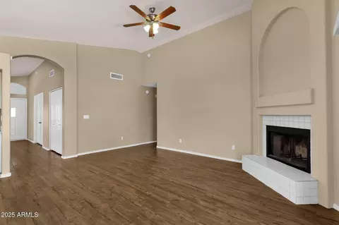 4434 E Thistle Landing Dr, Phoenix, AZ 85044 photo 12