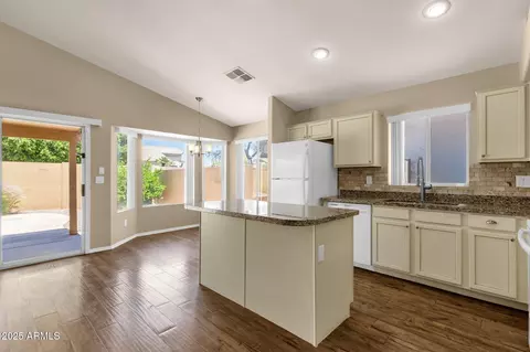 4434 E Thistle Landing Dr, Phoenix, AZ 85044 photo 16
