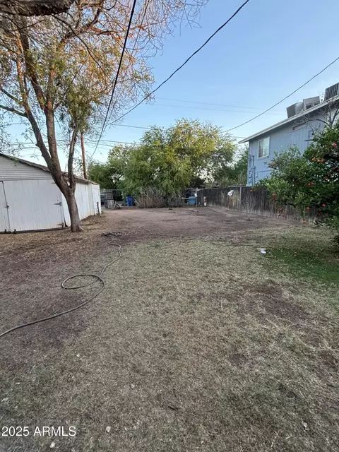 1323 E Moreland St, Phoenix, AZ 85006 photo 8