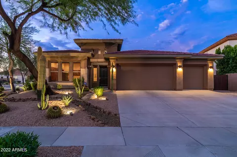 2038 W Whisper Rock Trl, Phoenix, AZ 85085