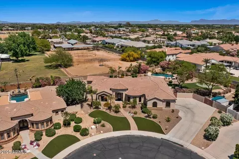 5755 S Pearl Dr, Chandler, AZ 85249