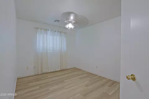 1125 E Milada Dr, Phoenix, AZ 85042 photo 11