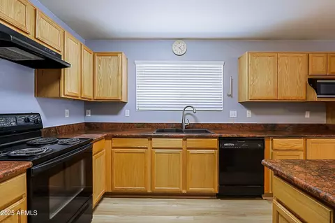1125 E Milada Dr, Phoenix, AZ 85042 photo 32