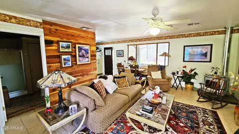 Living - 208 E Sherwood Dr, Payson, AZ 85541 photo 3 of 6
