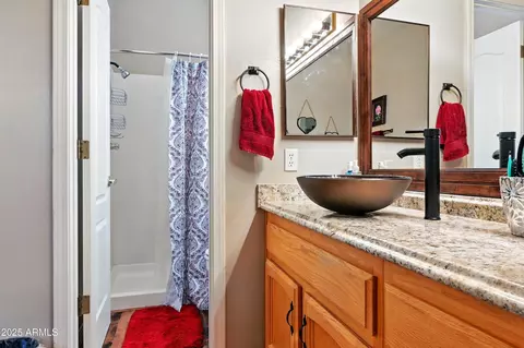 Bath - 601 E Phoenix St, Payson, AZ 85541 photo 3 of 5