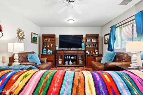 Living - 601 E Phoenix St, Payson, AZ 85541 photo 4 of 7