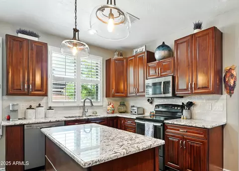 Kitchen - 601 E Phoenix St, Payson, AZ 85541 photo 3 of 3