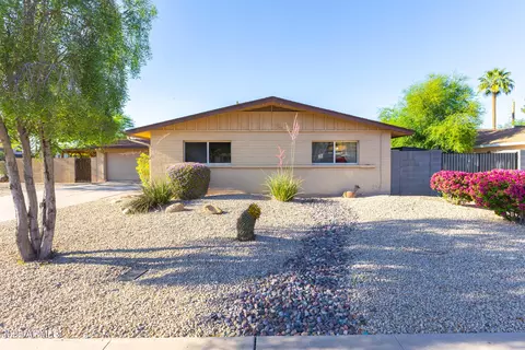 8502 E Malcomb Dr, Scottsdale, AZ 85250