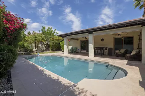Exterior - 7714 N 17th Pl, Phoenix, AZ 85020 photo 5 of 8