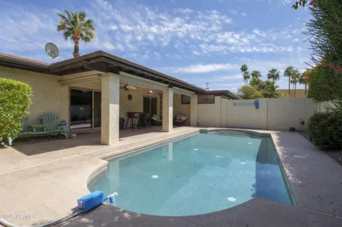 Exterior - 7714 N 17th Pl, Phoenix, AZ 85020 photo 6 of 8