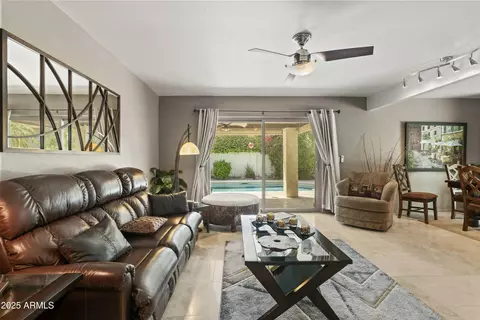 Living - 7714 N 17th Pl, Phoenix, AZ 85020 photo 1 of 2