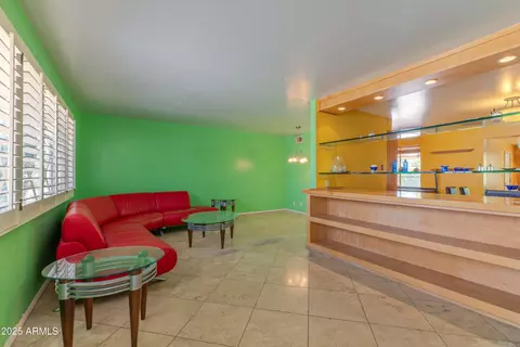323 E Griswold Rd, Phoenix, AZ 85020 photo 4