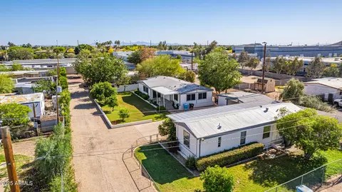 2819 W Louise Dr, Phoenix, AZ 85027