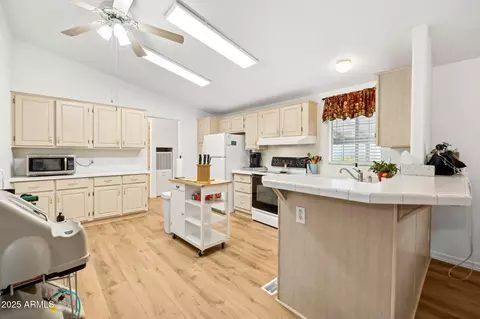 3901 E Pinnacle Peak Rd #105, Phoenix, AZ 85050