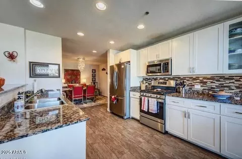 17 W Vernon Ave #412, Phoenix, AZ 85003