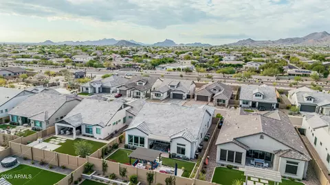 View/Area - 8127 E June St, Mesa, AZ 85207 photo 8 of 10