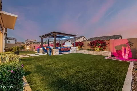 Exterior - 8127 E June St, Mesa, AZ 85207 photo 15 of 34