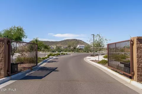 2339 E Questa Dr, Phoenix, AZ 85024 photo 30