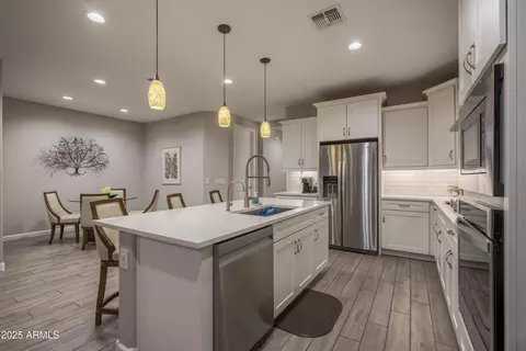 2339 E Questa Dr, Phoenix, AZ 85024 photo 10