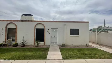 8050 E Oak St, Scottsdale, AZ 85257