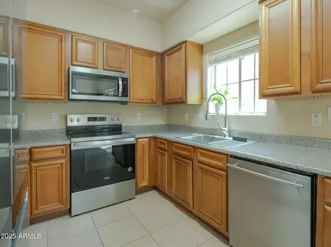 2826 E Tracy Ln #3, Phoenix, AZ 85032 photo 7