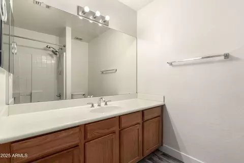 Bath - 4925 S 5th Ave, Phoenix, AZ 85041 photo 3 of 3