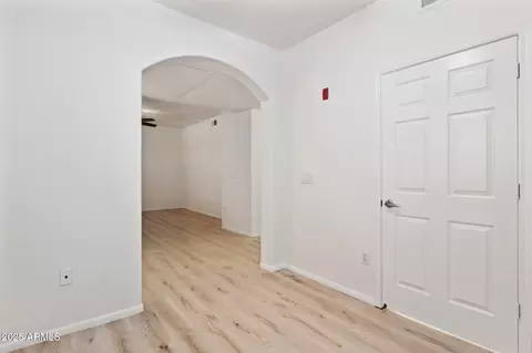 Entry Way - 920 E Devonshire Ave #2005, Phoenix, AZ 85014 photo 1 of 1
