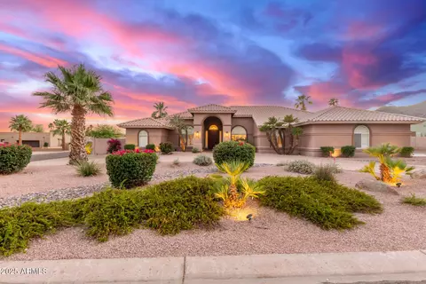 3733 E Kachina Dr, Phoenix, AZ 85044