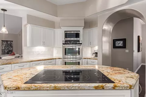 Kitchen - 3733 E Kachina Dr, Phoenix, AZ 85044 photo 2 of 4