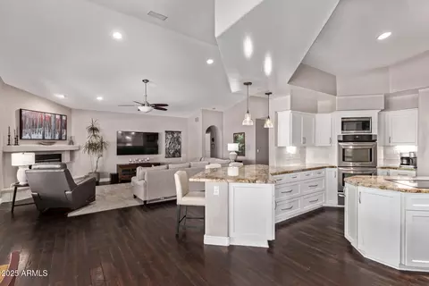 Kitchen - 3733 E Kachina Dr, Phoenix, AZ 85044 photo 1 of 4