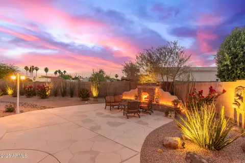 Exterior - 3733 E Kachina Dr, Phoenix, AZ 85044 photo 6 of 11