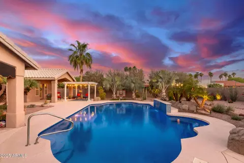 Exterior - 3733 E Kachina Dr, Phoenix, AZ 85044 photo 5 of 11