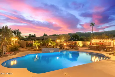 Exterior - 3733 E Kachina Dr, Phoenix, AZ 85044 photo 10 of 11