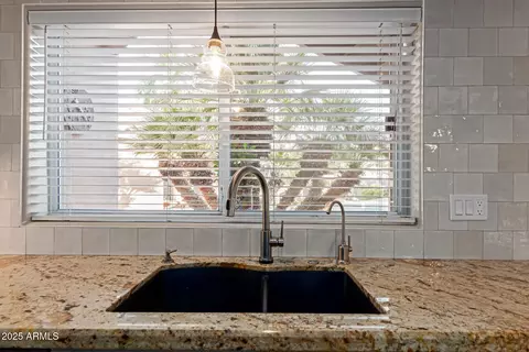 Kitchen - 3733 E Kachina Dr, Phoenix, AZ 85044 photo 3 of 4