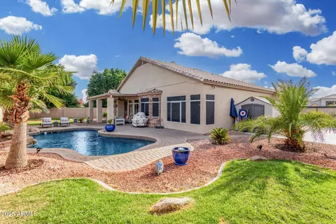 22351 N 67th Dr, Glendale, AZ 85310