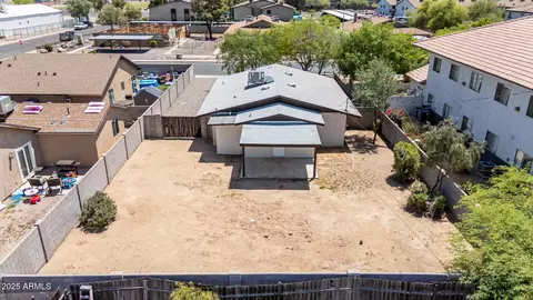 View/Area - 2936 E Beck Ln, Phoenix, AZ 85032 photo 3 of 13