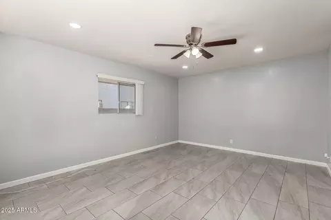 Living - 2936 E Beck Ln, Phoenix, AZ 85032 photo 1 of 3