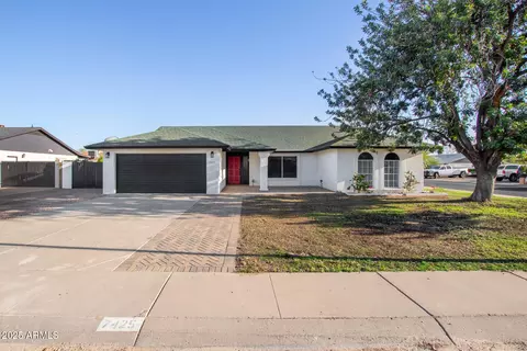 7425 W Corrine Dr, Peoria, AZ 85381
