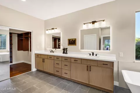 Bath - 14049 S 8th St, Phoenix, AZ 85048 photo 5 of 5
