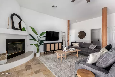 1018 E Knoll St, Mesa, AZ 85203 photo 8