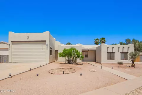 1018 E Knoll St, Mesa, AZ 85203 photo 2