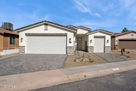 25894 W White Feather Ln, Wittmann, AZ 85361
