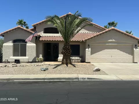 7326 W Dreyfus Dr, Peoria, AZ 85381