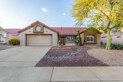 15316 W Sky Hawk Dr, Sun City West, AZ 85375