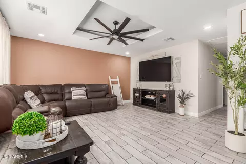 2132 W Chambers St, Phoenix, AZ 85041 photo 10